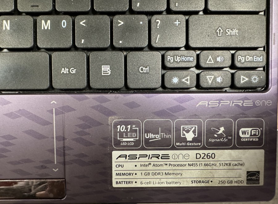 Acer Aspire one D260